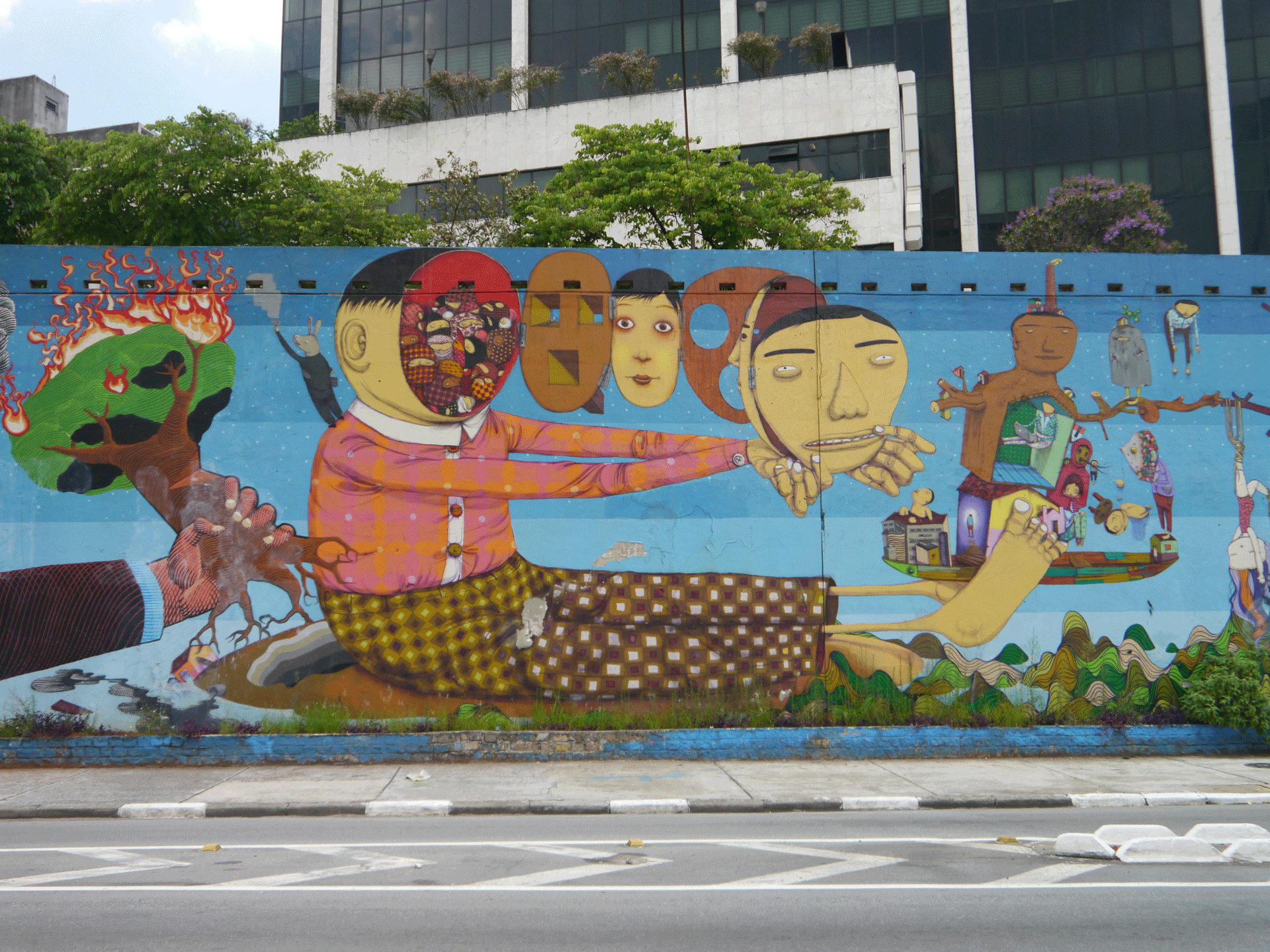 Grafite de Os Gêmeos em São Paulo